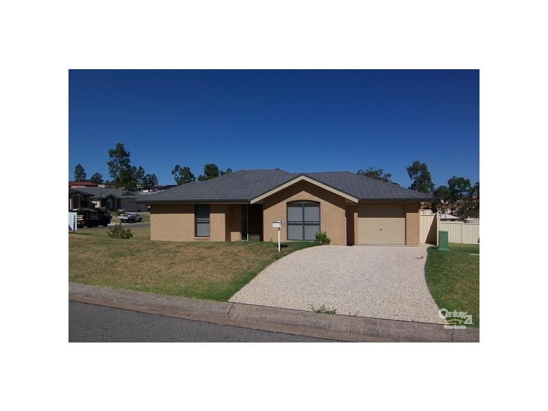 2 Neptune Close, Rutherford NSW 2320