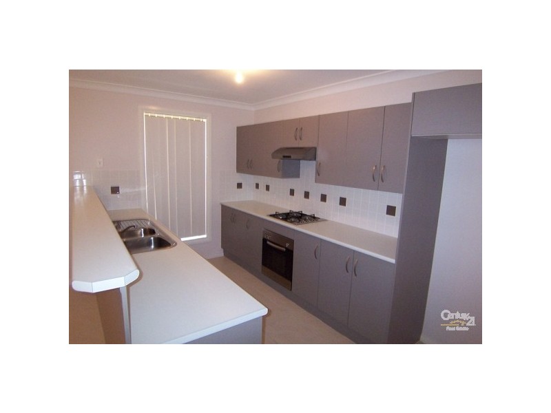 2 Neptune Close, Rutherford NSW 2320