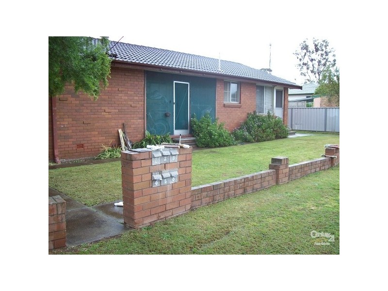 2/11 Wickham Street, Stanford Merthyr NSW 2327