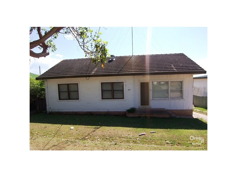 24 Edward Street, Tenambit NSW 2323