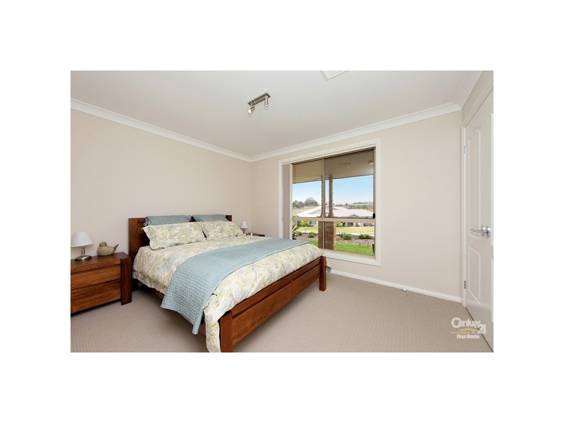 4 Curtis Close, Raworth NSW 2321