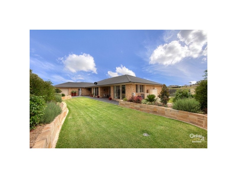 4 Curtis Close, Raworth NSW 2321