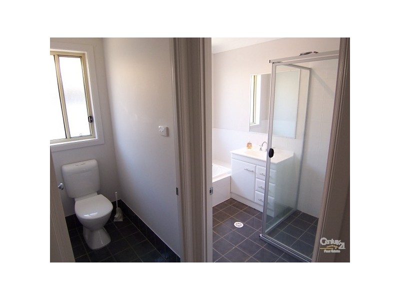 52 Sale Street, Greta NSW 2334