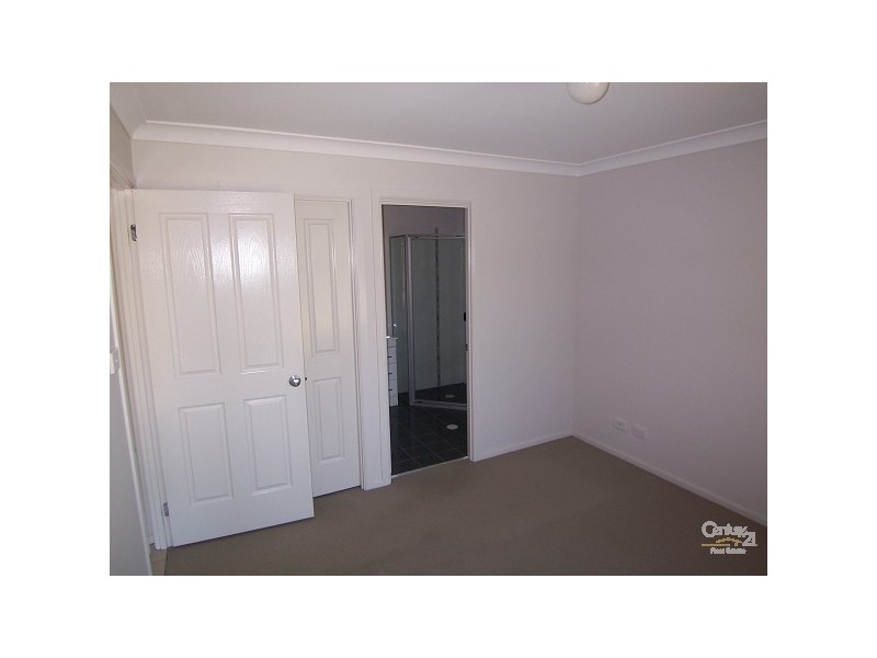 52 Sale Street, Greta NSW 2334