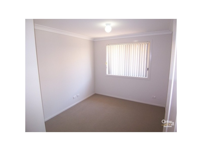52 Sale Street, Greta NSW 2334
