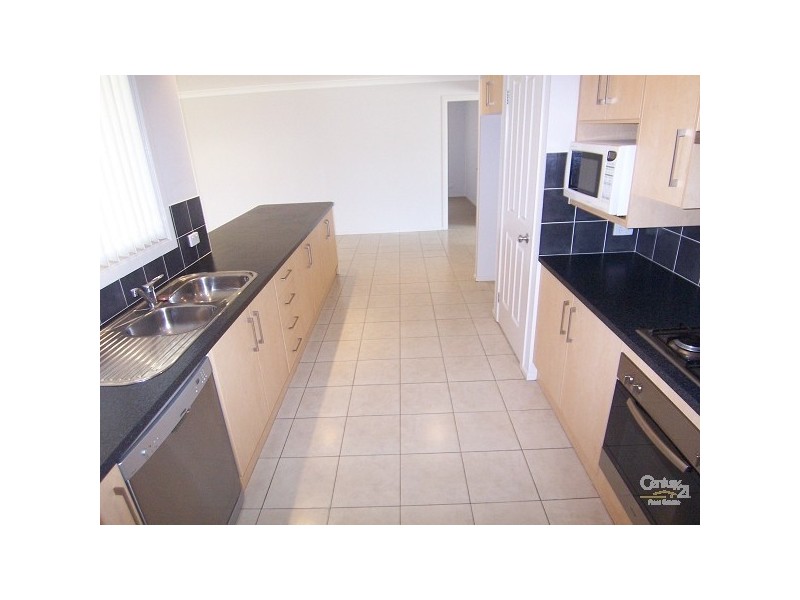 52 Sale Street, Greta NSW 2334