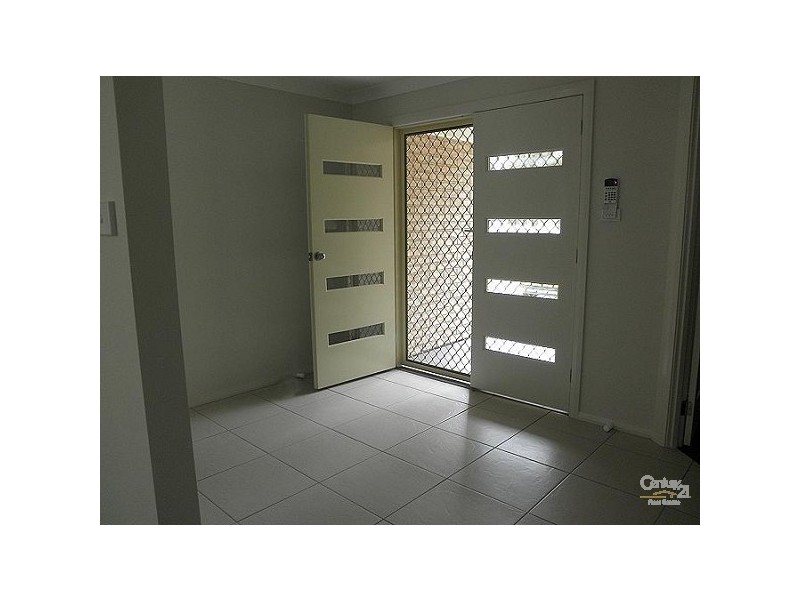 4 McCubbin, Metford NSW 2323