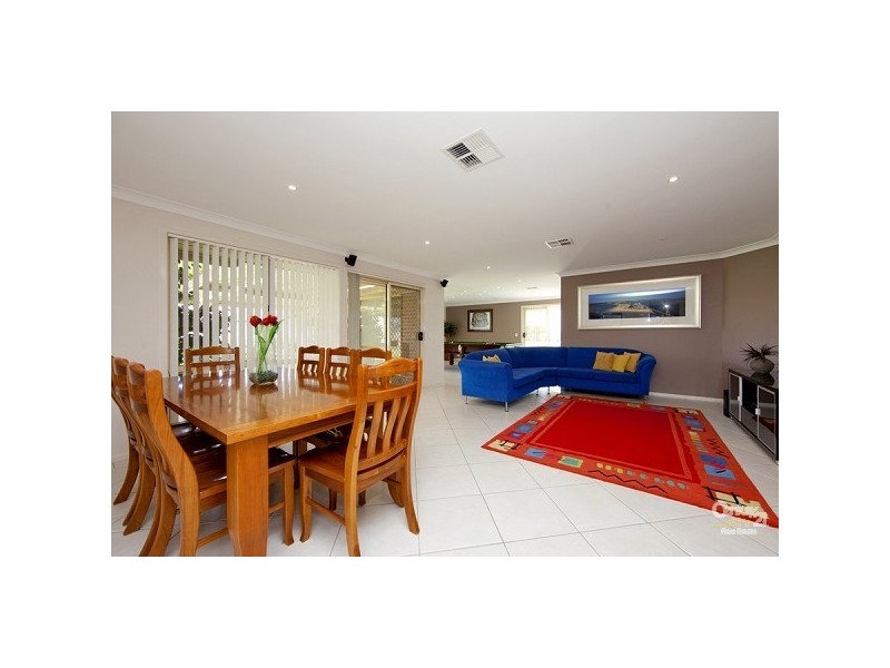 68 Budgeree Drive, Aberglasslyn NSW 2320