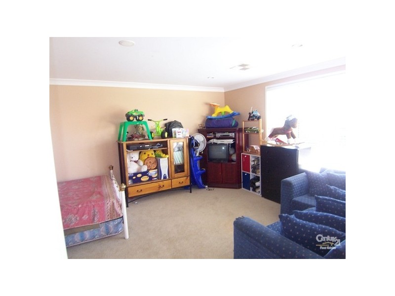 13 Lowe Street, Metford NSW 2323