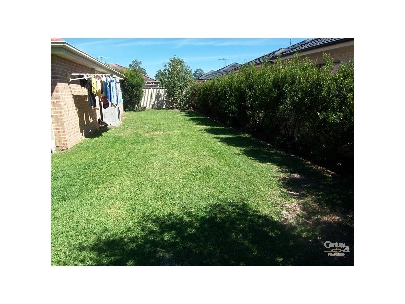 13 Lowe Street, Metford NSW 2323