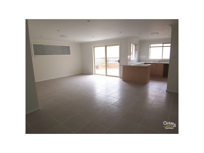 2/18 High Street, East Maitland NSW 2323