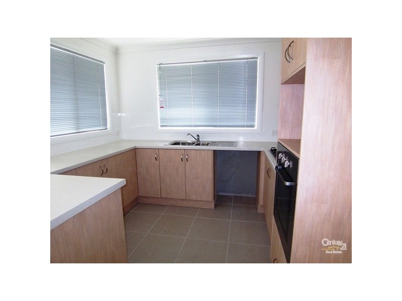 2/18 High Street, East Maitland NSW 2323