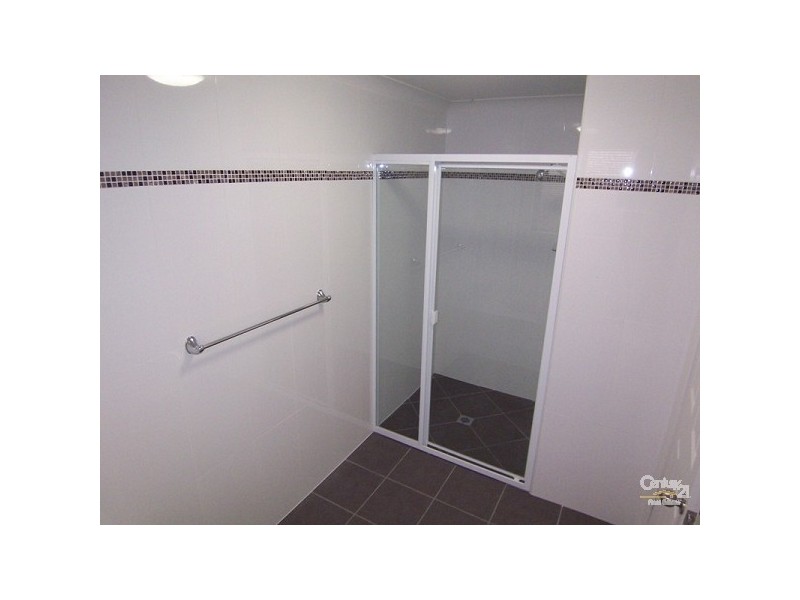 2/18 High Street, East Maitland NSW 2323