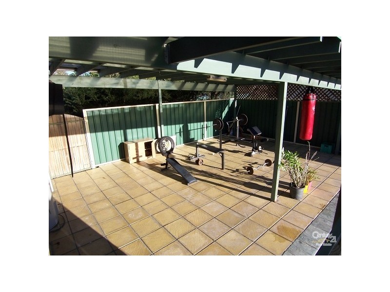 10 Price Street, Greta NSW 2334
