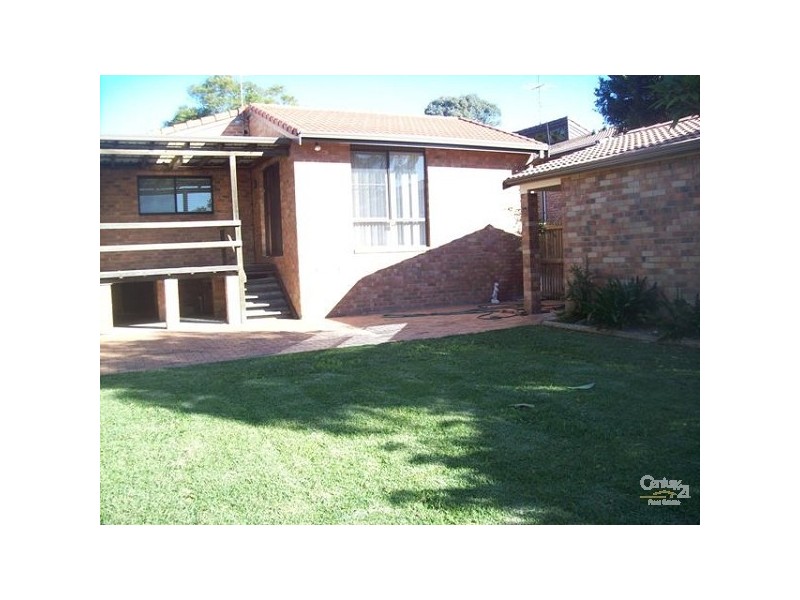 18 Robert Street, Tenambit NSW 2323