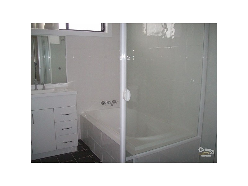 1/4 Yarrum Avenue, Beresfield NSW 2322