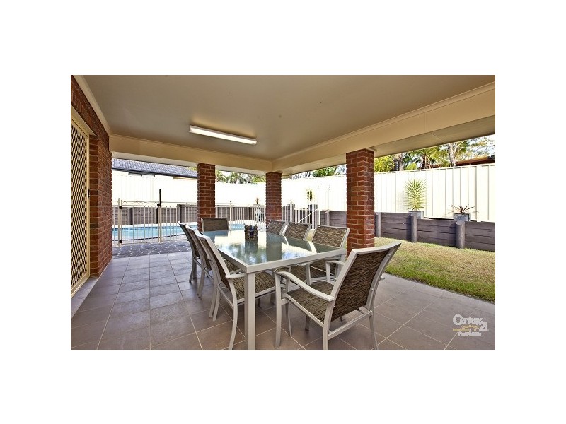 8 Fullford Cove, Aberglasslyn NSW 2320