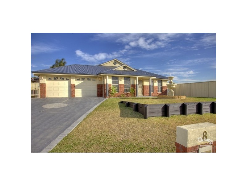 8 Fullford Cove, Aberglasslyn NSW 2320