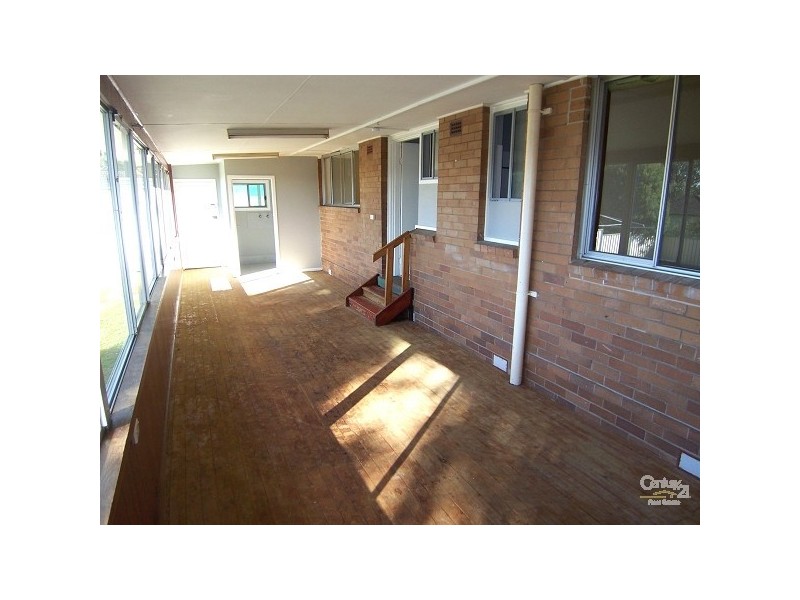13 Churchill Cr, Rutherford NSW 2320