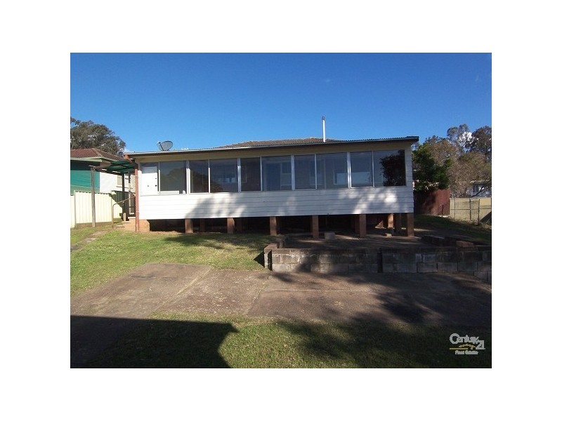 13 Churchill Cr, Rutherford NSW 2320