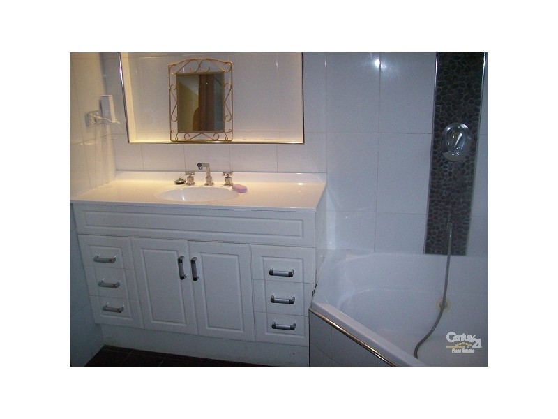 8 Stronach Street, East Maitland NSW 2323