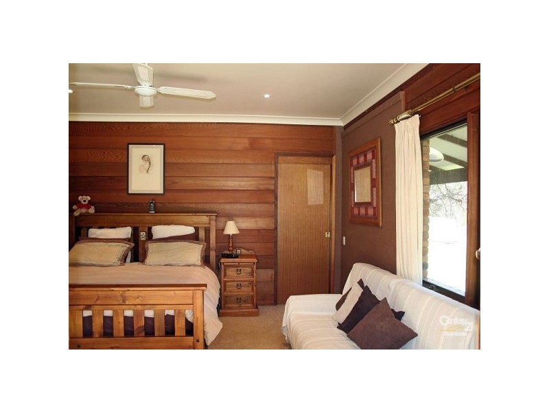 45 Stapleton Road, Wollombi NSW 2325