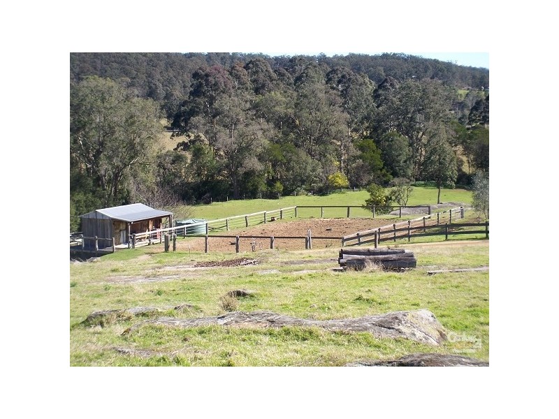 45 Stapleton Road, Wollombi NSW 2325