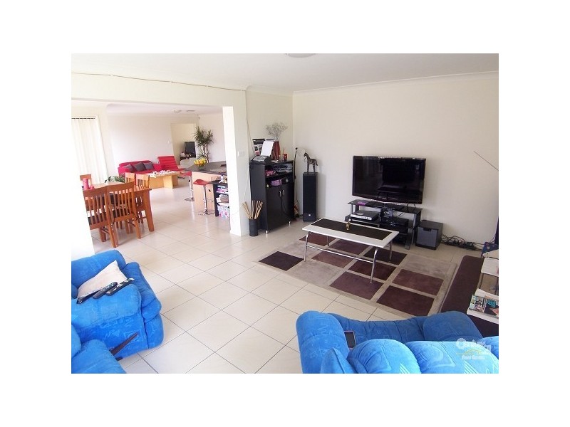 11 John Verge Avenue, Aberglasslyn NSW 2320
