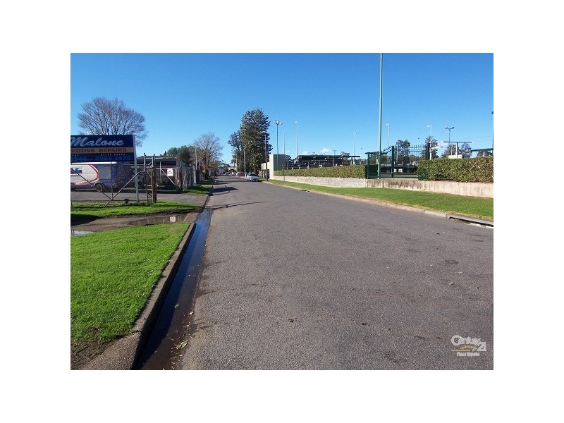 94-98 Melbourne Street, East Maitland NSW 2323