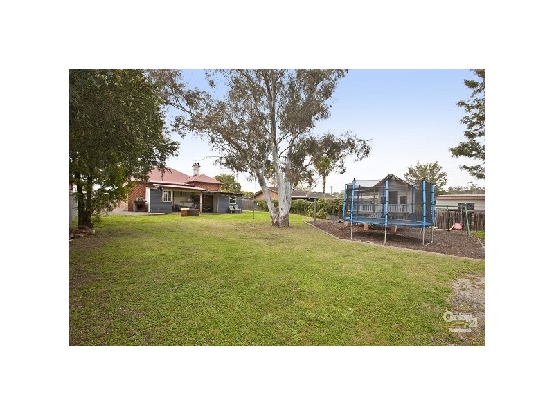 12 Station Street, Branxton NSW 2335