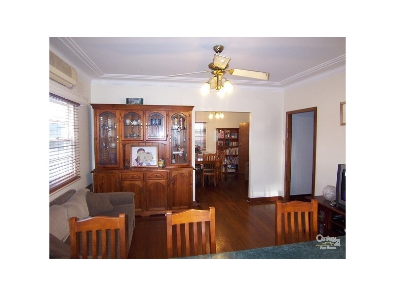 11 Main Road, Heddon Greta NSW 2321