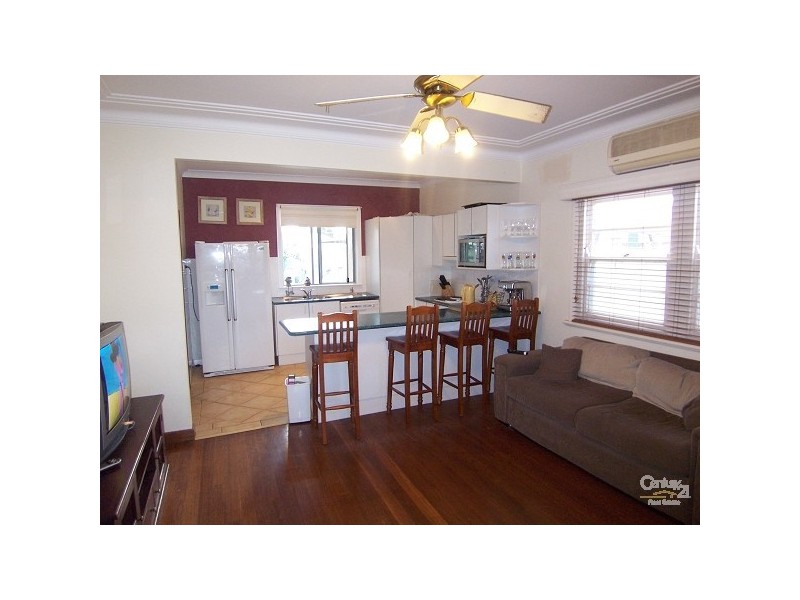 11 Main Road, Heddon Greta NSW 2321