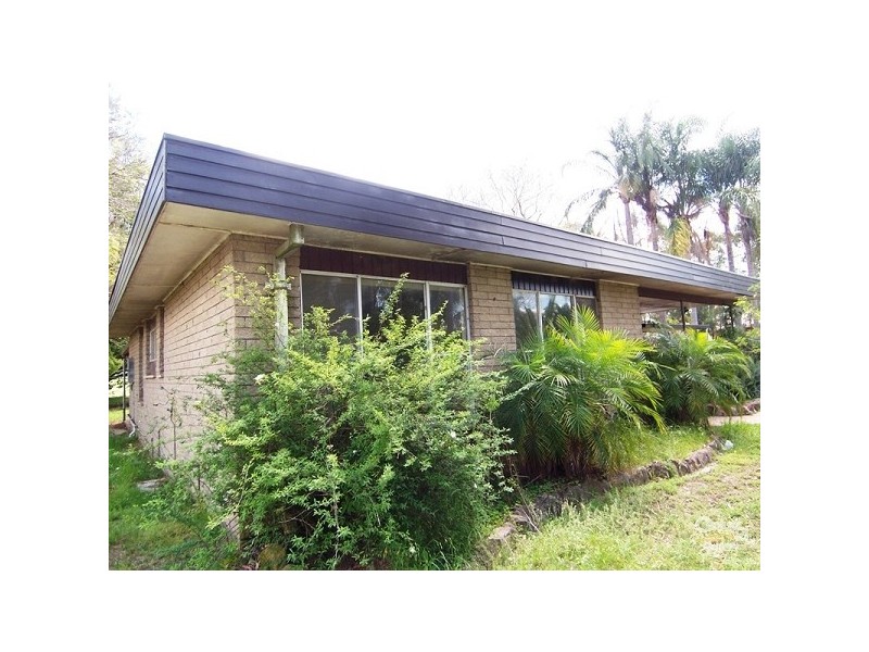 94 Government Road, Weston NSW 2326