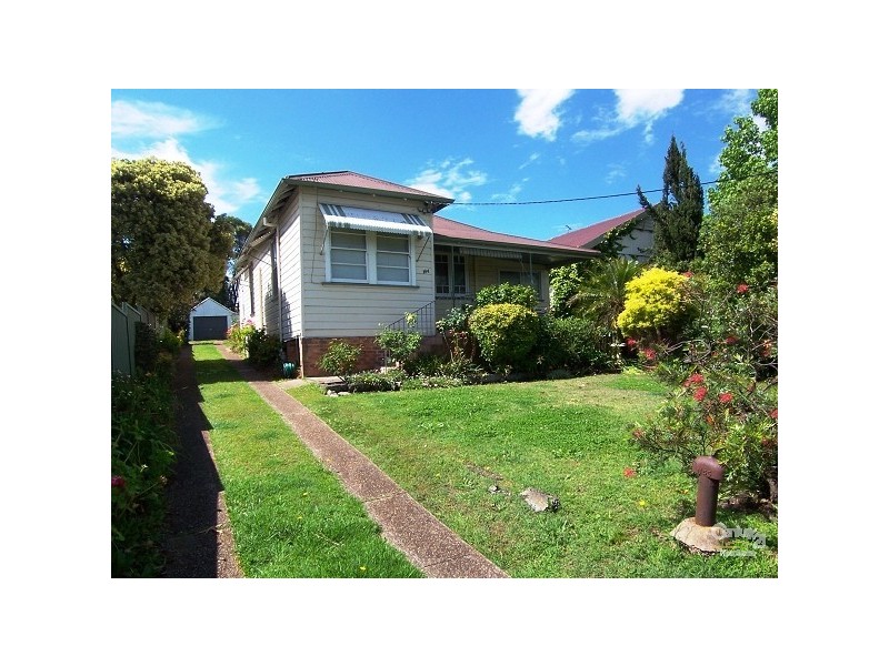184 George Street, East Maitland NSW 2323