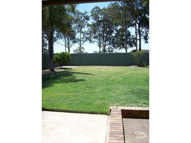 16 Pitcairn Street, Ashtonfield NSW 2323