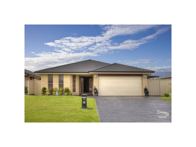 18 Strutt Crescent, Metford NSW 2323