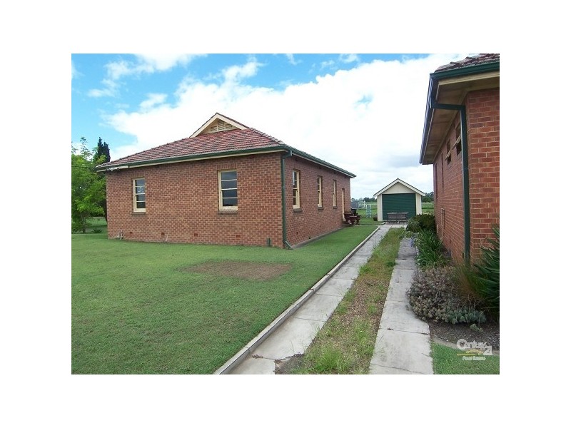 10 Glenarvon Road, Lorn NSW 2320