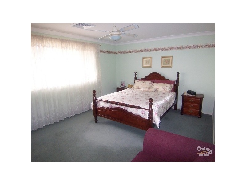 54 Turnbull Drive, East Maitland NSW 2323