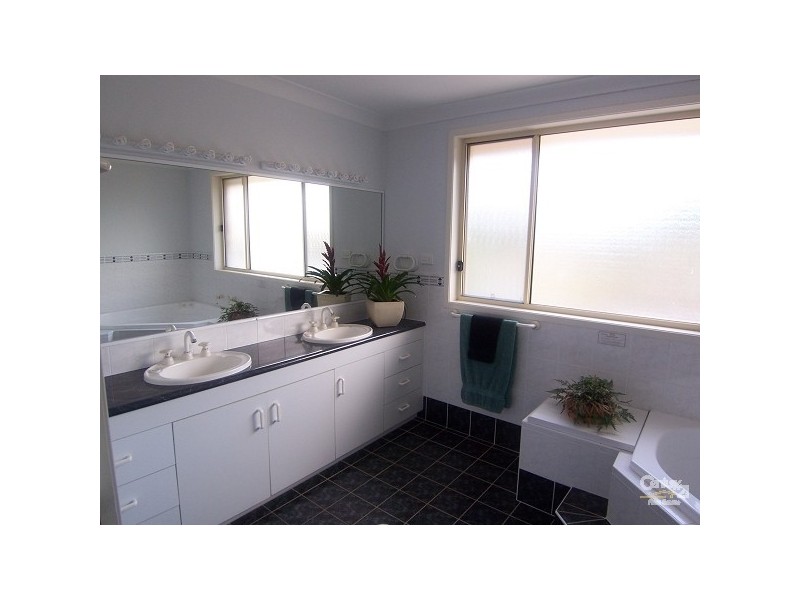 54 Turnbull Drive, East Maitland NSW 2323