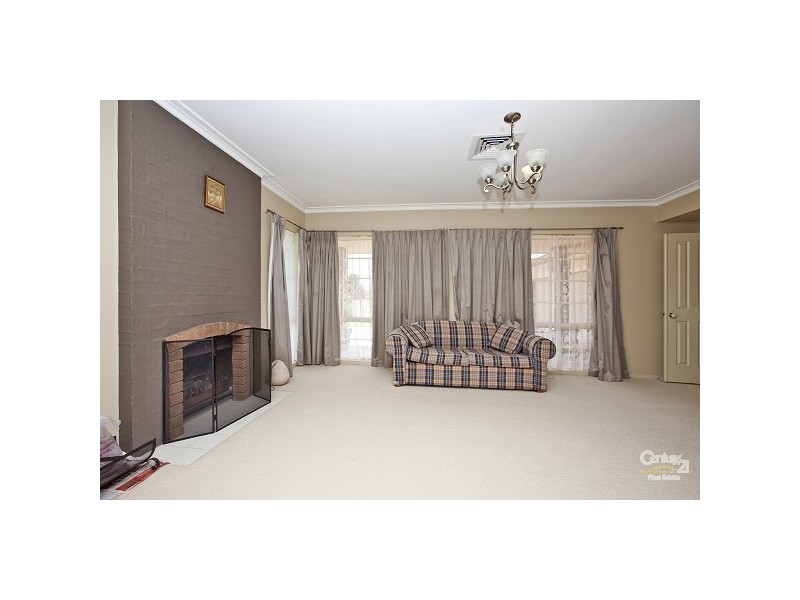 9 Jacaranda Close, Aberglasslyn NSW 2320