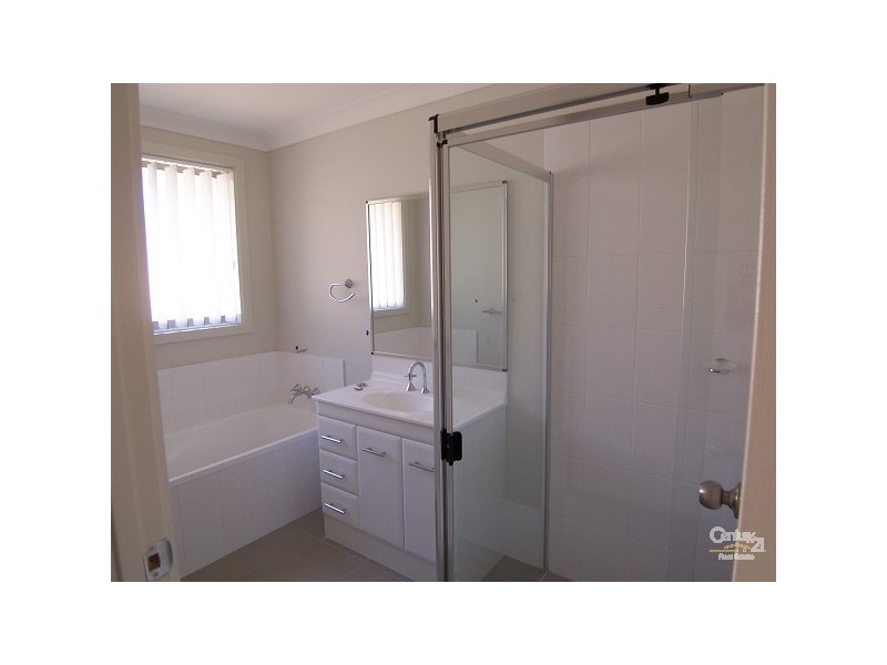 15 River Oak Avenue, Gillieston Heights NSW 2321