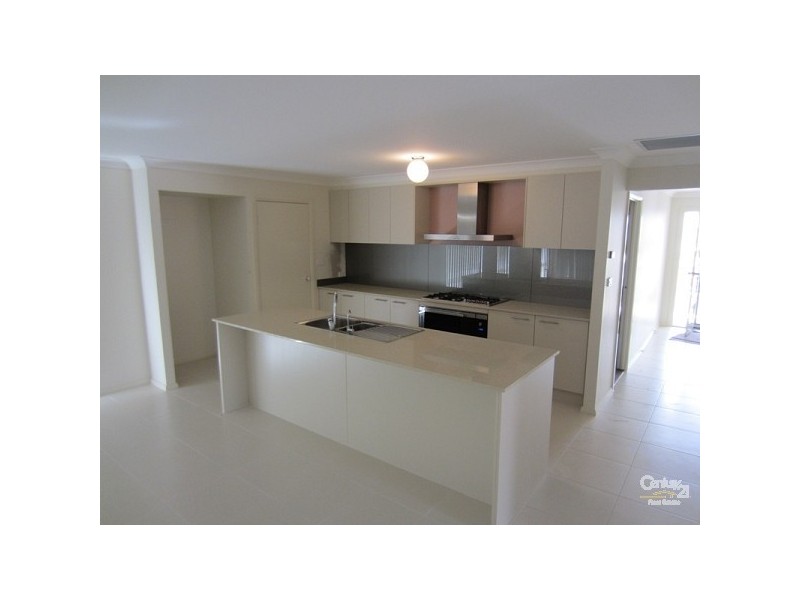 3 Dianella Way, Aberglasslyn NSW 2320