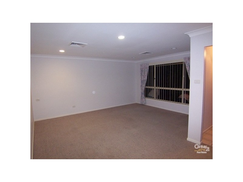 26 Budgeree Drive, Aberglasslyn NSW 2320