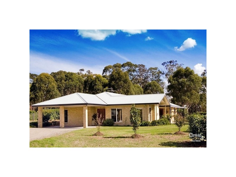16 Cascade Close, Louth Park NSW 2320