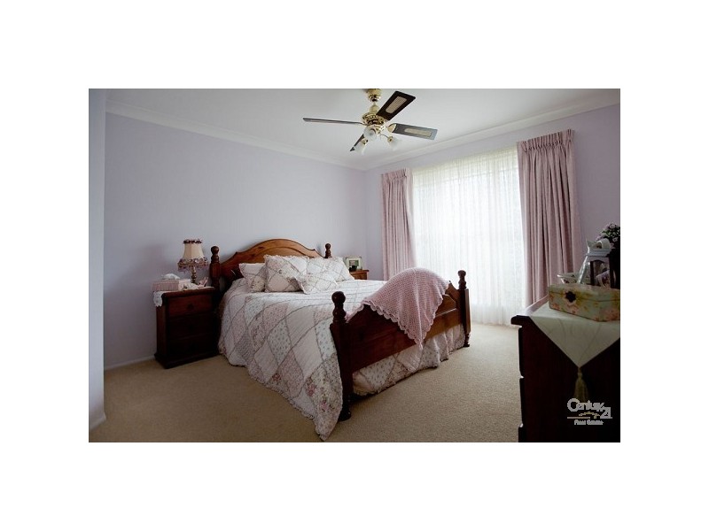 13 Stanley Close, Bolwarra Heights NSW 2320