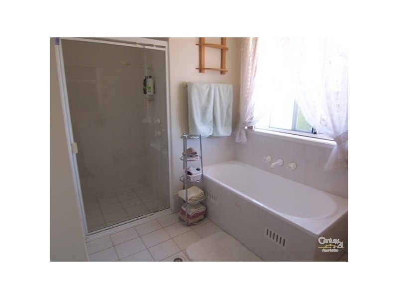 4 Somerset Drive, Thornton NSW 2322