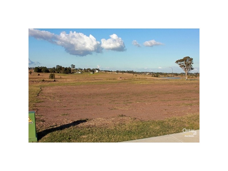 4 Heath Avenue, Aberglasslyn NSW 2320