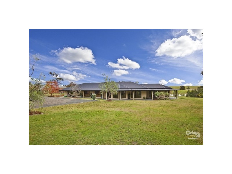 2 Cascade Close, Louth Park NSW 2320