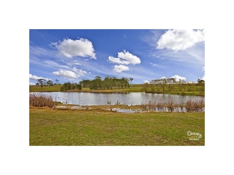 2 Cascade Close, Louth Park NSW 2320