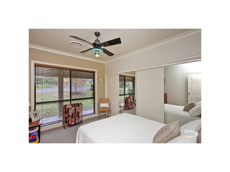 2 Cascade Close, Louth Park NSW 2320